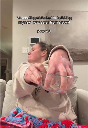 Creative Crochet Blanket Color Choices for Beginners