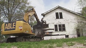 Detroit auditor general report blisters city's demolition program