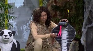 Siapa bilang kehidupan setelah pernikahan itu bahagia? Ada yang pernah menebak bagaimana kisah kehidupan Tarzan dan Jane setelah menikah? RETAAAKKK!!! Loh apa yang bikin keromantisan keduanya jadi rusak? Tonton di Konspirasi Dongeng: Tarzan dan Jane, di OVJ malam ini Kamis 02 Desember 2021 pukul 20.15 WIB di TRANS7 #OperaVanJava | TRANS7