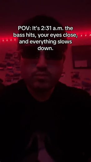 That late night techno 🔥 | George St.