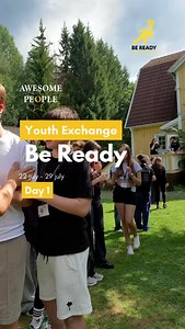 ✨ Day 1 of our Youth Exchange “Be Ready” started with great energy and good vibes! We kicked things off with a fun Kahoot and ice-breakers to get to know each other, followed by energisers and a creative drawing session where participants became each other’s artists 🎨👥 After fika ☕, we headed out for a GooseChase around town full of challenges and teamwork. Then came a delicious lunch 🍽️ and an engaging session where participants took the lead in teaching the 8 Key Competences! 💡👏 We ended 