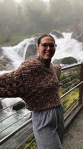 Which one do you use? SSE (Sign Supported English) or BSL (British Sign Language)… or both? #deaf #adel #bsl #sign #signlanguage #britishsignlanguage #learnsignlanguage #learning #sse #signsupportedenglish #communication #neurodivergent #adhd #autism | Adeleonova