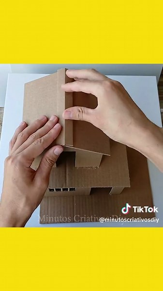 Casinha de Papelão: DIY Criativo e Sustentável