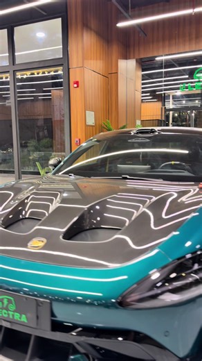 SU7 Ultra | Performance mindset The all-new Xiaomi SU7 Ultra is here — Power meets style! 🔥 🚗 XIAOMI SU7 ULTRA – Fully Loaded 🔋 Range: 630 km ⚡ Horsepower: 1548 HP 🎨 Color: •GREEN 🌐 System: English interface With Carbon fiber hood , Carbon fiber kit & gold rims Built for people who know. 📞 For more information, contact us: 20106 8333559 20111 333 7791 📍Eden Plaza, El Sheikh Zayed.