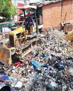 214K views · 2.3K reactions | Extreme Construction! Dump Truck & Bulldozer at Work! | Dozer Tv | Facebook