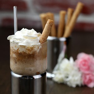 1.8M views · 6.9K reactions | Pepsi Max Vanilla Spider Inspired by Dre Walters, Lobo Plantation | Tasty | Facebook