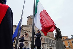 Viva il Tricolore e la democrazia: le celebrazioni. VIDEO