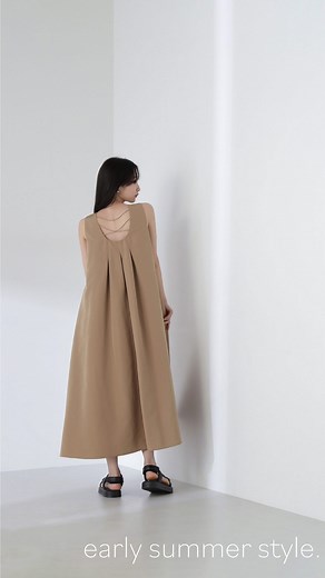 ナチュラルビューティーベーシック | early summer style. 初夏にピッタリなオススメスタイリング✨️ デザインの効いた映えアイテムが入荷します♡ #お出かけコーデ #オフィスコーデ #オフィスカジュアル #通勤コーデ #ワンピースコーデ #大人可愛い #カラーコーデ #着回しコーデ... | Instagram