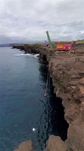 South Point, HI - Cliff Jump