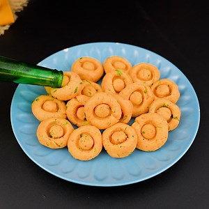 28K views · 107 reactions | I don't just fry potatoes! A new empty bottle trick is taking over the world | Yummy Recipes | Facebook