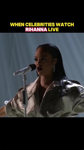 Celebrities React to Rihanna's Live Performance