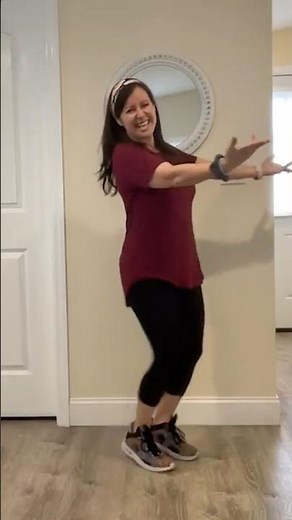 Sneak Peek: Pretty Woman – Roy Orbison | See Full Low Impact Choreo at Move with Cara