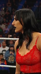 Rhea vs. IYO la proxima semana en #WWERaw | WWE Español