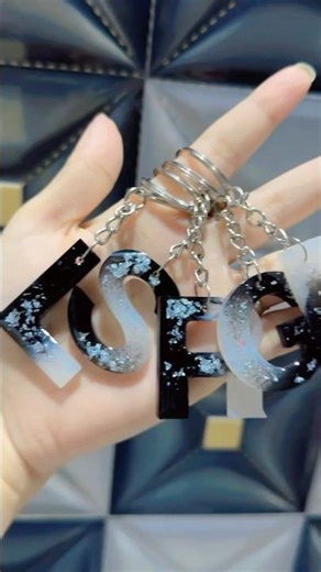 Resin alphabet keychains !! Resin art #ytshorts #glamorycollection