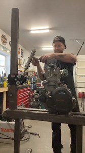 How’s this aluminum frame carbon fiber beast for a “girls bike”? #bike #biker #motorcycle #build #garage #custom #sportster #race #harley #harleydavidson | Chopper Time