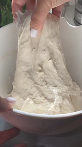 Stuffed squash flowers 😍 one of my FAV things to do with squash flowers. Crispy on the outside, creamy on the inside. Served with a marinara/tomato sauce as a dip. Delish! For the filling: 1 cup ricotta cheese 1/2 cup shredded mozzarella cheese 1/4 cup Parmesan cheese 1 tbsp fresh parsley 1 tbsp fresh basil 1 tbsp diced garlic scapes (or 2 cloves garlic) Dash of pepper flakes For the coating: 1 cup flour 1 to 1.5 cups seltzer water Salt & pepper 1/4 cup Parmesan cheese #gardentotable #gardenhar