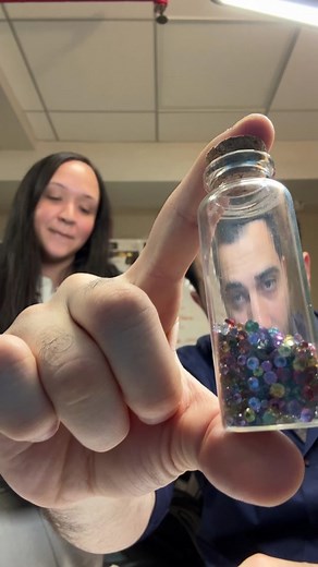 Natural Sapphire Business Surprise from Traxnyc.com