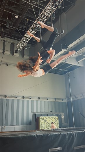 ᴍᴀʀɪᴇ-ᴄʜʀɪꜱᴛɪɴᴇ ꜰᴏᴜʀɴɪᴇʀ on Instagram: "• • • Flippin’ into 2026! • • • Want to learn new ways to flip and twist this year? Join us for an unforgettable - Acrobatic Duo Retreat - at the beautiful Latica Lodge, perfectly located between the jungle and the Pacific Ocean 🌴☀️🇨🇷 📆 March 21-27, 2026 || Led by Marie-Christine Fournier & Nicolas Jelmoni, internationally renowned acrobats from Cirque du Soleil, The 7 Fingers and Cirque Éloize, bringing over 20 years of high-level technique and worldw