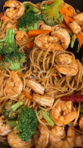 Spaghetti Chino 🍝🦐 a mi estilo #spaghettichino #espaguetichino #spaghettirecipe #espaguetis #chowmein #foryoupageシ #paratiiiiiiiiiiiiiiiiiiiiiiiiiiiiiii #comidamexicana 👩🏽‍🍳🥰😍🤤❤️🙌🏻 | Melany Pule