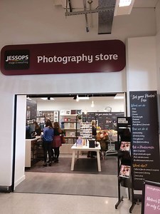 Hello, Didcot! Our new and improved store in Sainsbury's Central Drive is now open! Come down and say hi! #HelloJessopsDidcot | Jessops