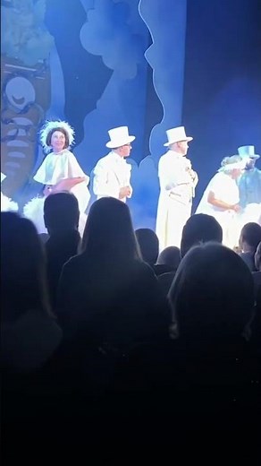 inside no 9 stage / fright in woking!! #reeceshearsmith #stevepemberton #insideno9 #insideno9ontour