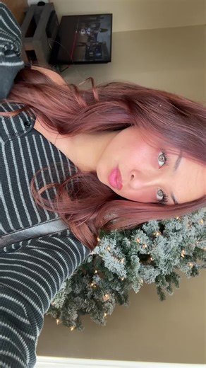 isa 🐈‍⬛ (@isabeldev)’s videos with original sound - nichole