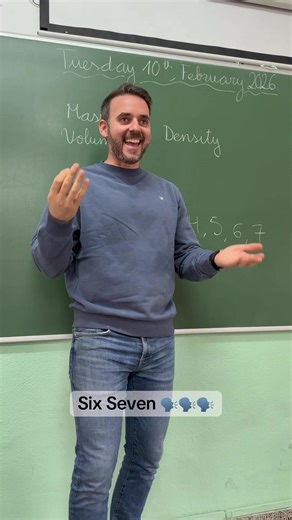 El profe un mes entero pensando que se reían de él cuando contaba😐 Profe: one, two, three, four, five… six, seven… Alumnos: 😂😂 Hasta que un día me dicen: “Profe… es un meme.” Y desde entonces… SIX SEVEN 🗣️🔥 #sixswven #67 #humor #Trend #meme