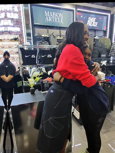 Inspiring Young Athletes in Compton with Lisa Leslie