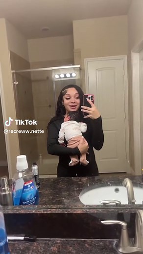 Duet with Linnette: Van der Most Lil Nette Pregnant Rynaenicole