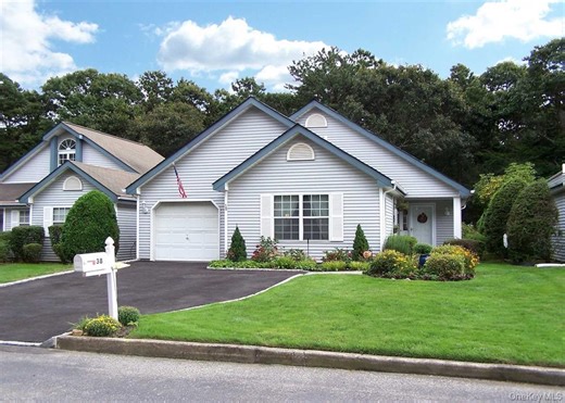 38 Huntingdale Way, Middle Island, NY 11953 - MLS 945790 - Coldwell Banker