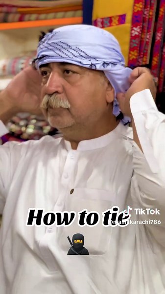 How to Tie a Traditional Balochi Turban