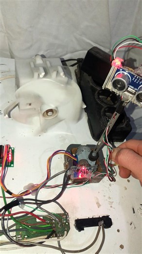 Böyle arduino projesi görmediniz🔥🔥 #elektronik #kendinyap #arduino #diy #teknoloji #shorts