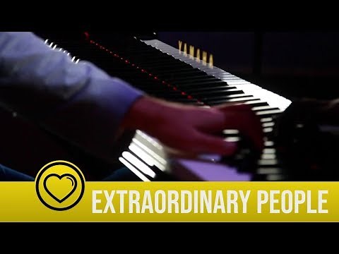 Incredible performance by world's only one-armed concert pianist