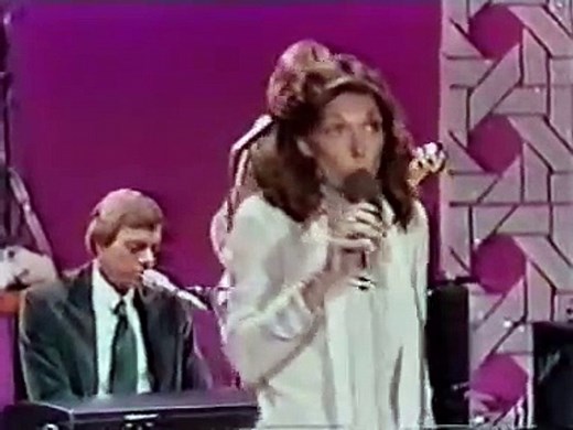 Rare! Karen Carpenter Tonight Show Appearance [Anorexia on Full Display]