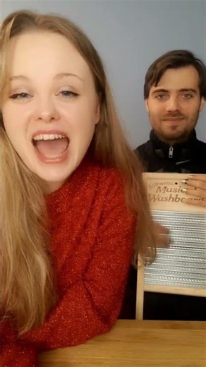 5/24 🎁 Gdzie zmierza Mikołaj? #santaclausiscomingtotown #vlogmas #kazoo #washboard