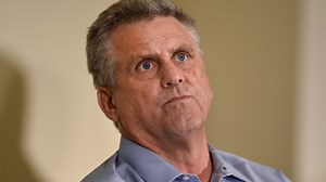 Schembechler son, players say Michigan coach knew of abuse