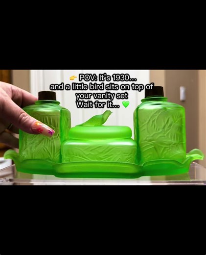 By Tiffin Glass for Dermay of Fifth Avenue, circa 1930, this set is known as the “Tweety Bird” vanity set. #uraniumglass #artdeco #radioactive #fallout #vintagefinds