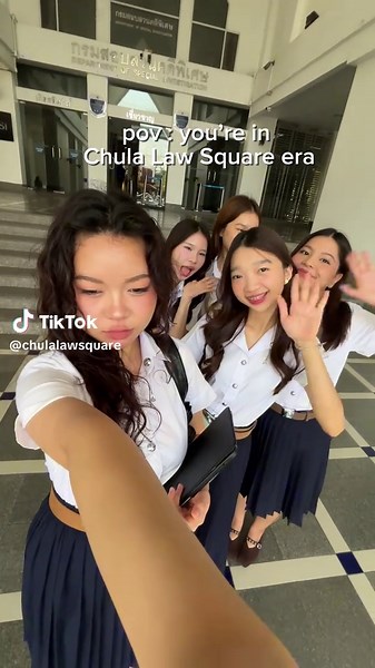 pov : you’re in chula law square era 📺 see u there 🚶‍♂️🚶‍♀️ 📍 Siam Square Walking Street ⏰ 16:00 - 21:00 #LawSquare2025 #SeeULawSquare #CULawSquare #Laฬsquare #ChulaLawSquare #SquareOfJustice #LawCUWalkingStreet #ฬ #LawChula #LawChulaWalkingStreet