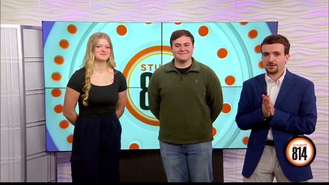 Jacob Cracciolo (Shrek) and Gigi Juart (Fiona) perform 'I Think I Got You Beat' from 'Shrek the Musical'