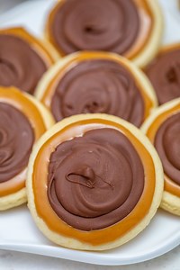 Easy Twix Cookies