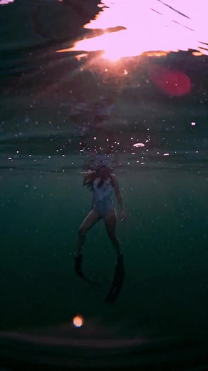 The calmness that freediving provides... 💙🌺 #freedivingph #freediver #freedive