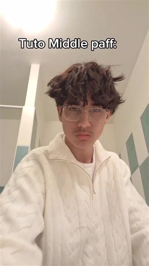 Tuto Middle Part Hairstyle