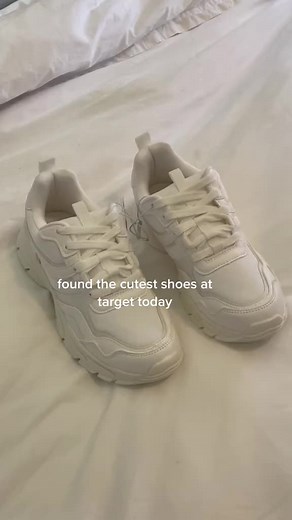 CHUNKY NEUTRAL SNEAKS UNDER $40!! also available in taupe & grey 🤍✨🪐 @Isabella Martinez