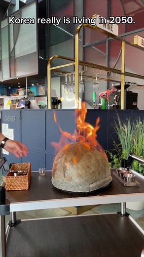 Bombe Pizza: A Unique Culinary Adventure in Korea