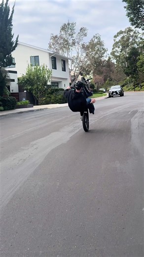 Crazy Bike Swerves That Will Leave You Amazed