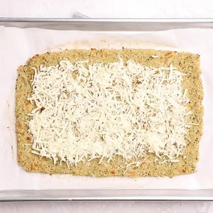 6.5K views · 56 shares | Quinoa Pizza Crust Breadsticks is a fool-proof method of making a gluten-free pizza crust without any flour. It's easy to prep, healthy and a crowd pleaser! - RECIPE: https://feelgoodfoodie.net/recipe/quinoa-crust-cheesy-breadsticks/ | Feel Good Foodie | Facebook