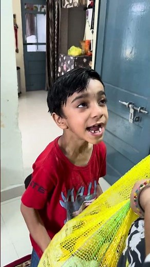 Duggu Finds a Mountain of Mangoes! 🥭 Mummy ko bulao! 😅