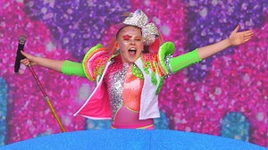 JoJo Siwa Speaks Out About Her Recalled Claire's Makeup Set