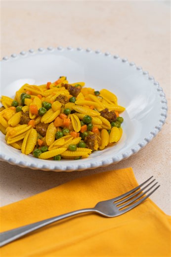 Malloreddus salsiccia e giallozafferano super cremosi e dal sapore intenso 😍 Il comfort food perfetto per affrontare l’autunno 💛🍂 Provali subito con la ricetta di Giovanni Castaldi, Peccato di Gola e il tocco speciale di @Zafferano3Cuochi 👉https://ricette.giallozafferano.it/Malloreddus-con-verdure-salsiccia-e-zafferano.html | Giallozafferano