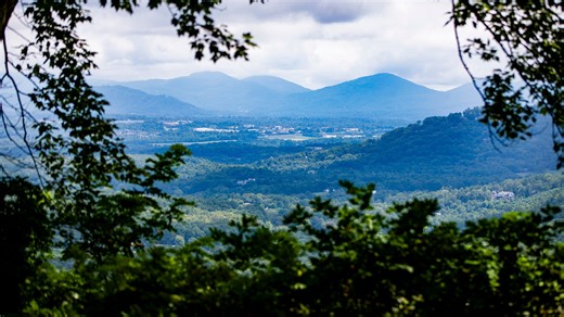 Western NC road trips: These 5 scenic drives are some of the best in NC. Here's why